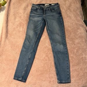 Guess Jeans